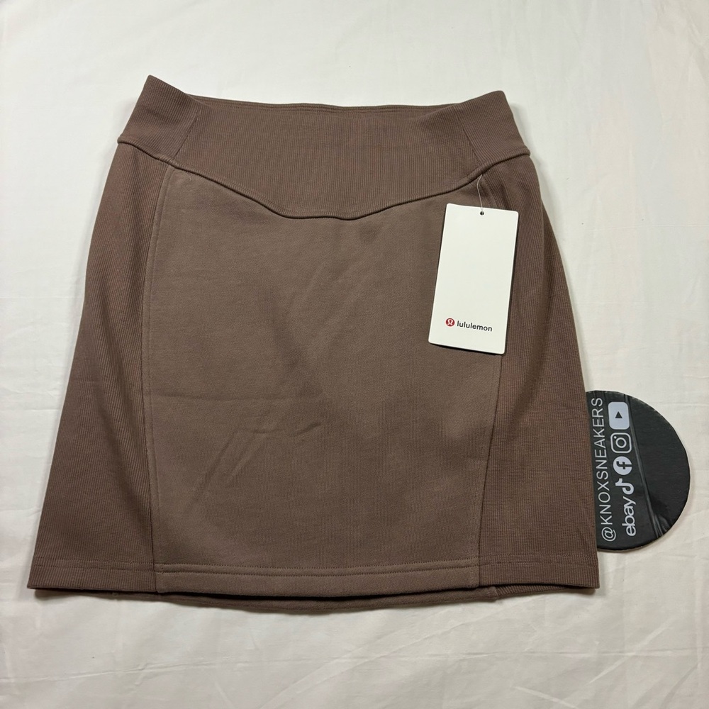 Lululemon Scuba HR Mini Skirt TPTC Tauptastic Tan Beige Women’s Size L - Picture 1 of 4